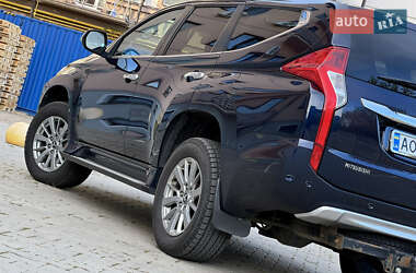 Внедорожник / Кроссовер Mitsubishi Pajero Sport 2019 в 
