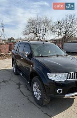 Позашляховик / Кросовер Mitsubishi Pajero Sport 2011 в Харкові