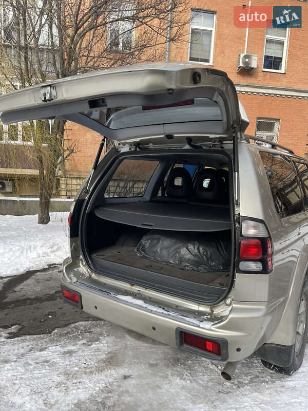 Позашляховик / Кросовер Mitsubishi Pajero Sport 2007 в Києві