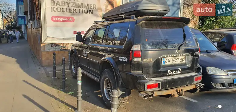 Внедорожник / Кроссовер Mitsubishi Pajero Sport 2007 в 