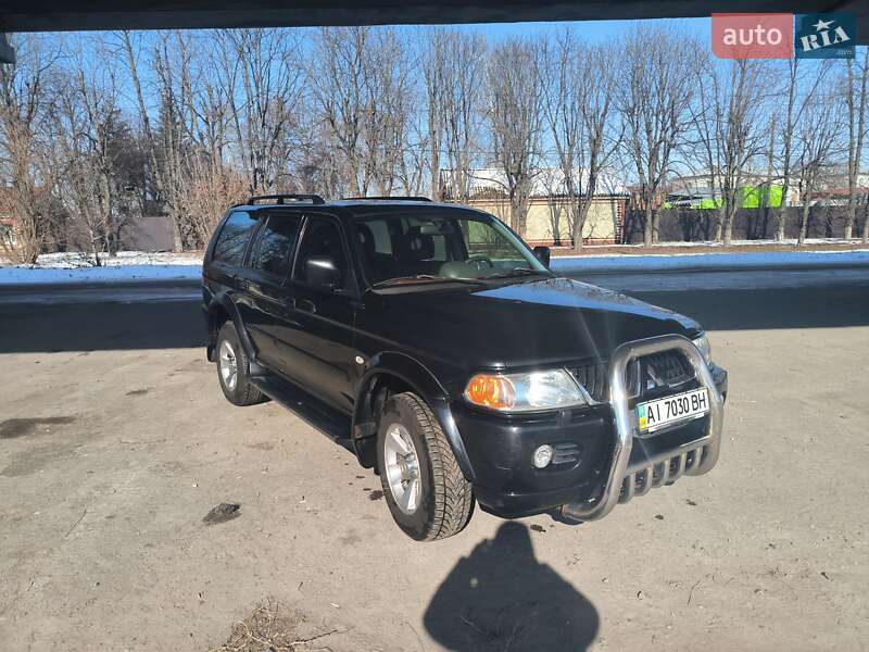 Внедорожник / Кроссовер Mitsubishi Pajero Sport 2007 в Киеве