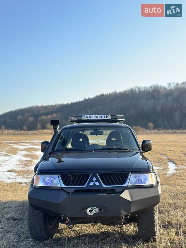 Внедорожник / Кроссовер Mitsubishi Pajero Sport 2008 в Обухове