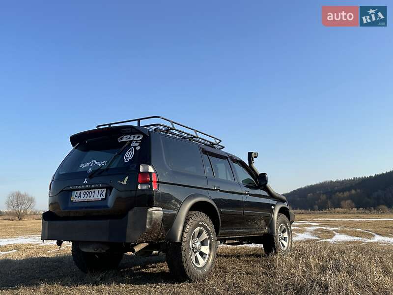 Внедорожник / Кроссовер Mitsubishi Pajero Sport 2008 в Обухове