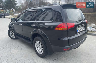 Внедорожник / Кроссовер Mitsubishi Pajero Sport 2011 в 