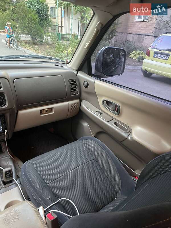 Позашляховик / Кросовер Mitsubishi Pajero Sport 2000 в Харкові