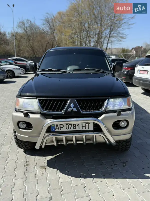 Внедорожник / Кроссовер Mitsubishi Pajero Sport 2005 в 