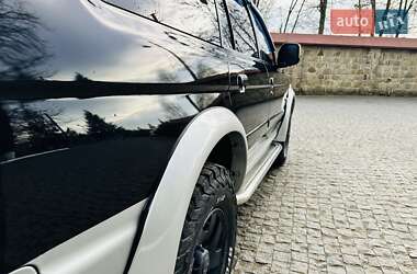Внедорожник / Кроссовер Mitsubishi Pajero Sport 2004 в 
