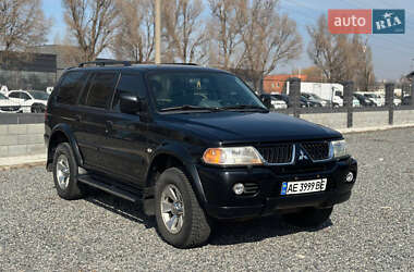 Внедорожник / Кроссовер Mitsubishi Pajero Sport 2006 в 