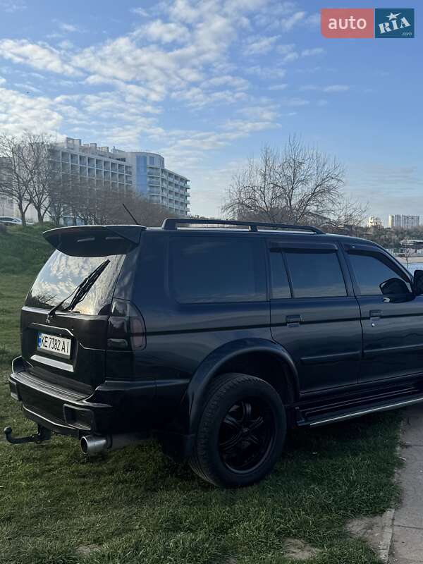 Внедорожник / Кроссовер Mitsubishi Pajero Sport 2005 в Черноморске