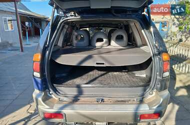 Внедорожник / Кроссовер Mitsubishi Pajero Sport 2003 в 