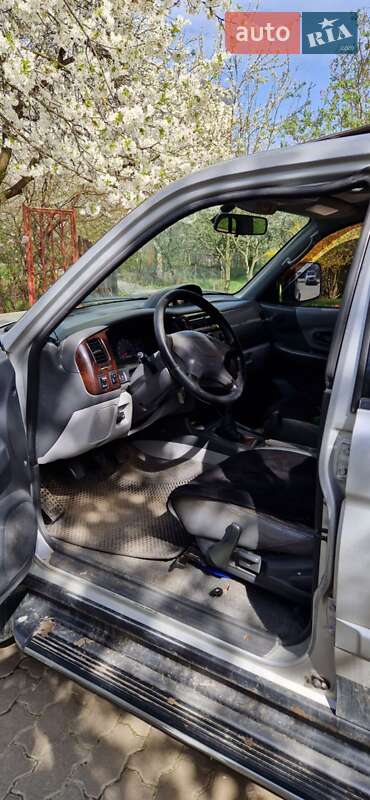 Внедорожник / Кроссовер Mitsubishi Pajero Sport 2002 в Винниках