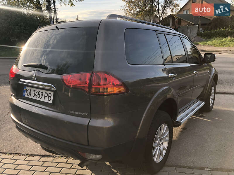 Позашляховик / Кросовер Mitsubishi Pajero Sport 2013 в Вінниці