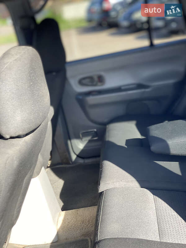 Позашляховик / Кросовер Mitsubishi Pajero Sport 2001 в Києві