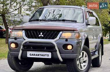 Позашляховик / Кросовер Mitsubishi Pajero Sport 2004 в 