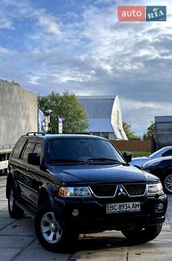 Позашляховик / Кросовер Mitsubishi Pajero Sport 2006 в 