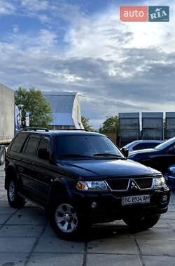 Позашляховик / Кросовер Mitsubishi Pajero Sport 2006 в 