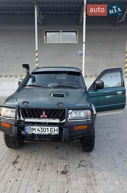 Внедорожник / Кроссовер Mitsubishi Pajero Sport 2003 в Сумах