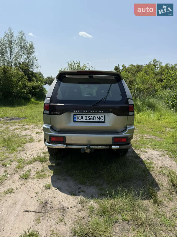 Внедорожник / Кроссовер Mitsubishi Pajero Sport 2006 в Киеве