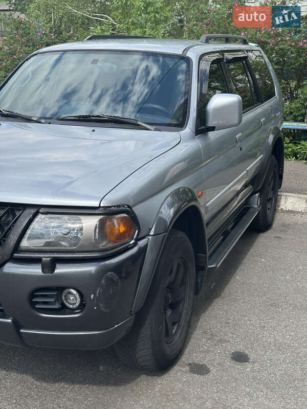 Внедорожник / Кроссовер Mitsubishi Pajero Sport 2003 в Киеве