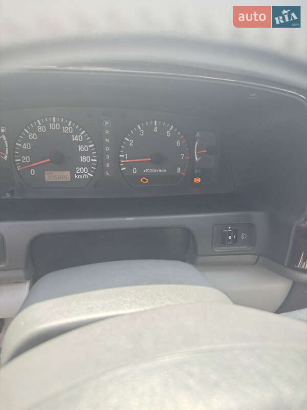 Внедорожник / Кроссовер Mitsubishi Pajero Sport 2003 в Киеве