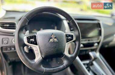 Внедорожник / Кроссовер Mitsubishi Pajero Sport 2021 в 
