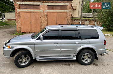 Внедорожник / Кроссовер Mitsubishi Pajero Sport 2006 в 