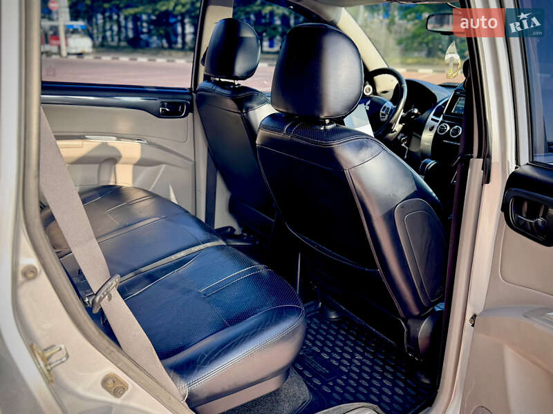 Внедорожник / Кроссовер Mitsubishi Pajero Sport 2015 в Одессе