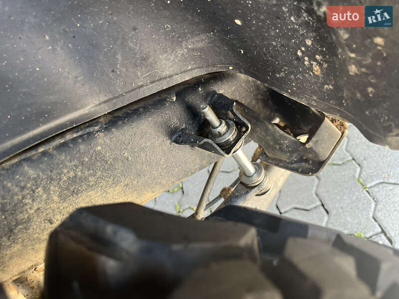 Внедорожник / Кроссовер Mitsubishi Pajero Sport 2002 в Сваляве