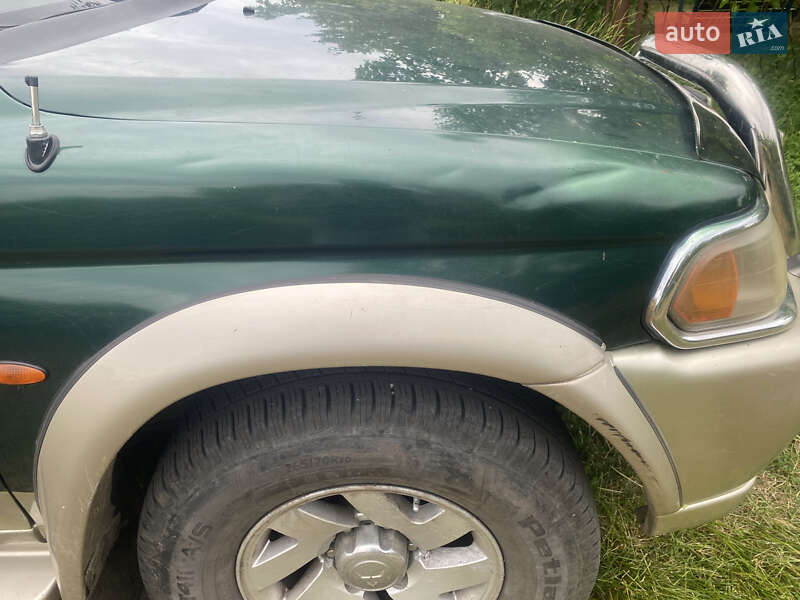 Позашляховик / Кросовер Mitsubishi Pajero Sport 2000 в Решетилівці