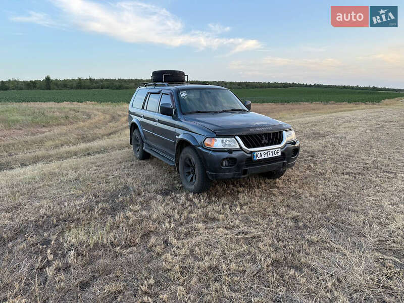 Mitsubishi Pajero Sport 2005
