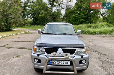Внедорожник / Кроссовер Mitsubishi Pajero Sport 2006 в 