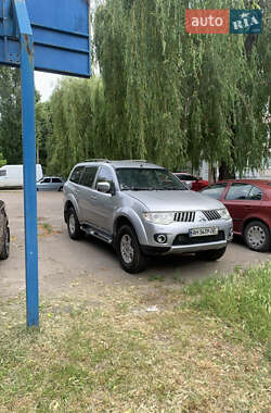 Внедорожник / Кроссовер Mitsubishi Pajero Sport 2011 в Павлограде