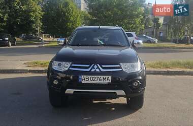 Позашляховик / Кросовер Mitsubishi Pajero Sport 2015 в 
