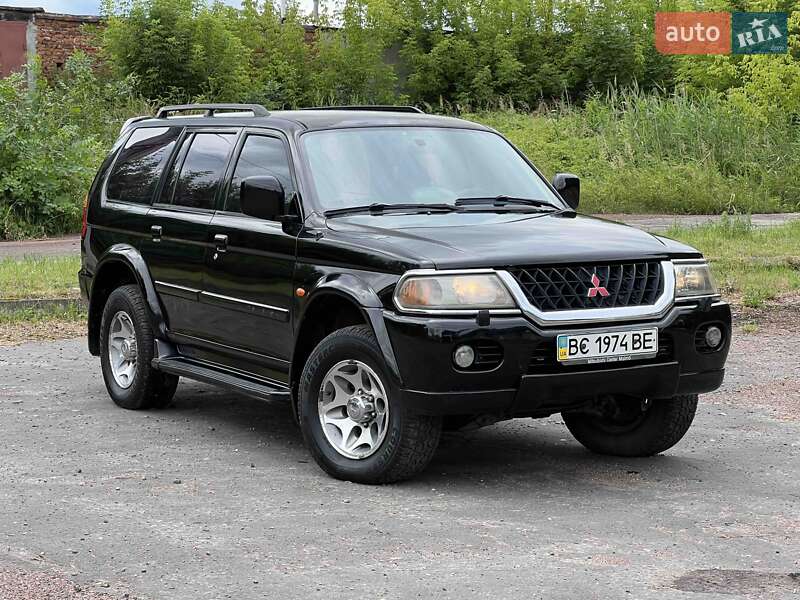 Mitsubishi Pajero Sport 2004