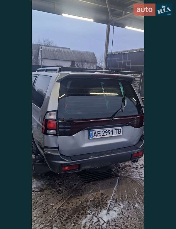 Внедорожник / Кроссовер Mitsubishi Pajero Sport 2000 в Глобине