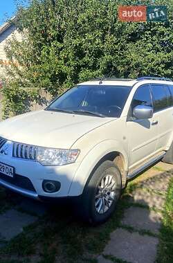 Внедорожник / Кроссовер Mitsubishi Pajero Sport 2012 в Полтаве