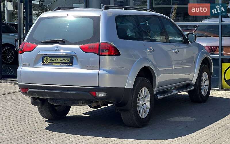 Позашляховик / Кросовер Mitsubishi Pajero Sport 2011 в Івано-Франківську