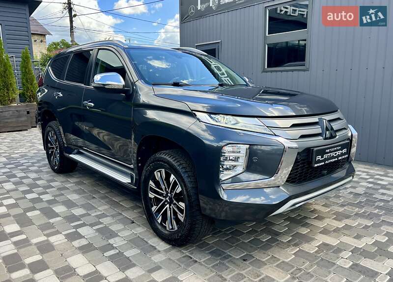 Внедорожник / Кроссовер Mitsubishi Pajero Sport 2019 в Киеве