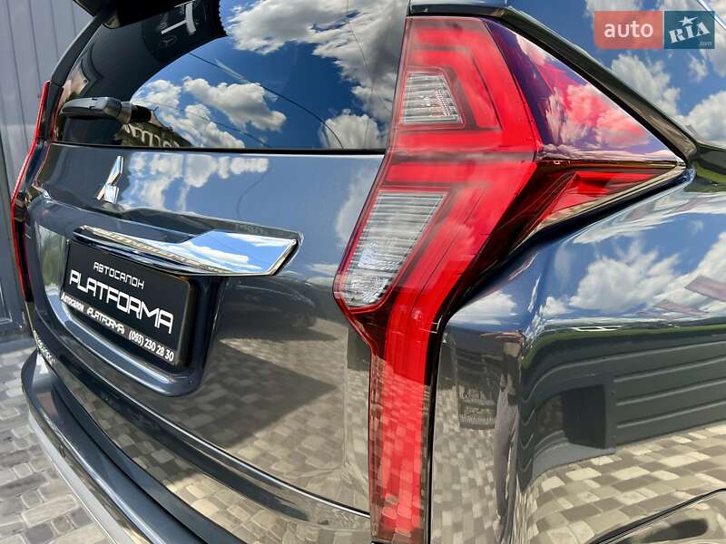 Внедорожник / Кроссовер Mitsubishi Pajero Sport 2019 в Киеве