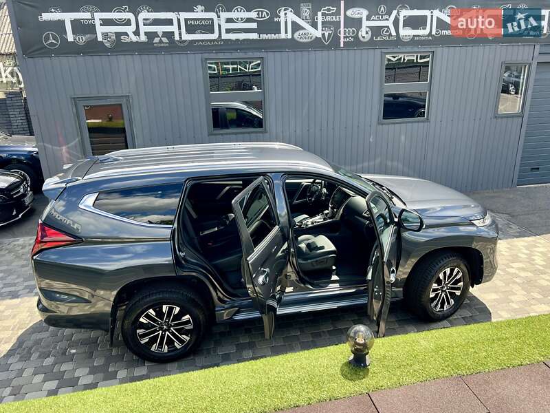 Внедорожник / Кроссовер Mitsubishi Pajero Sport 2019 в Киеве
