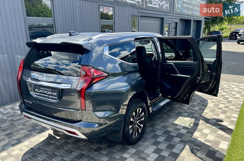 Внедорожник / Кроссовер Mitsubishi Pajero Sport 2019 в Киеве