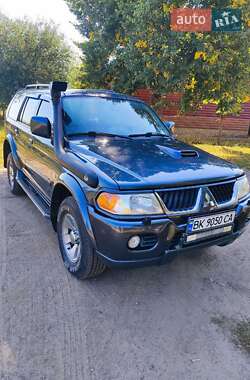 Внедорожник / Кроссовер Mitsubishi Pajero Sport 2008 в 