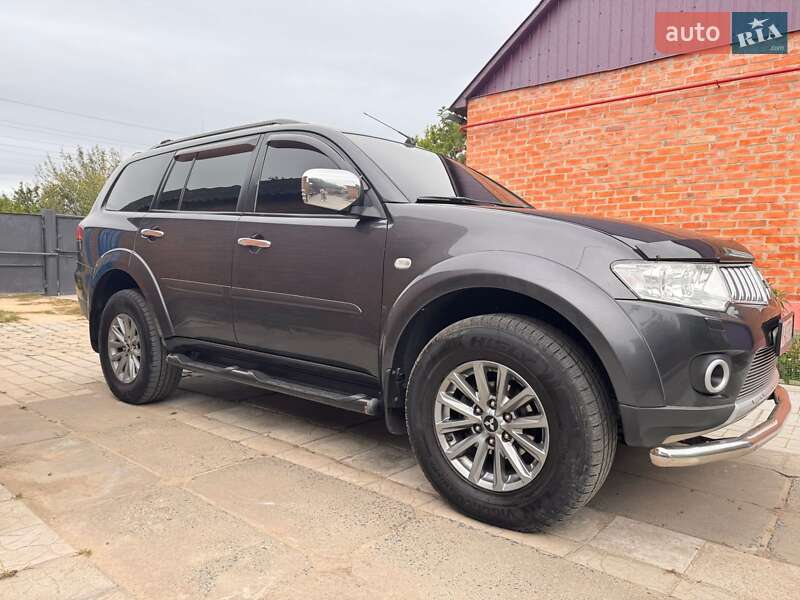 Позашляховик / Кросовер Mitsubishi Pajero Sport 2011 в Києві фото 8 Позашляховик / Кросовер Mitsubishi Pajero Sport 2011 в Києві