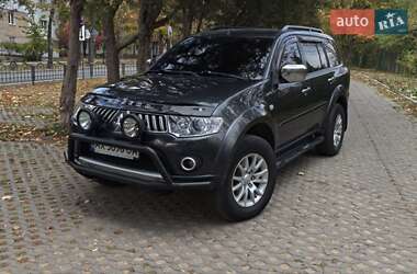Внедорожник / Кроссовер Mitsubishi Pajero Sport 2011 в Харькове