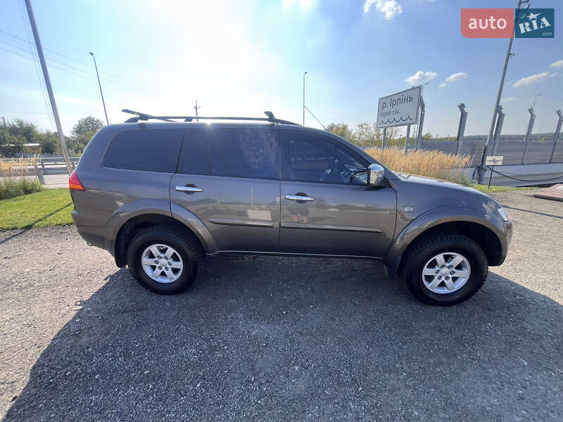 Mitsubishi Pajero Sport 2013 Mitsubishi Pajero Sport 2013