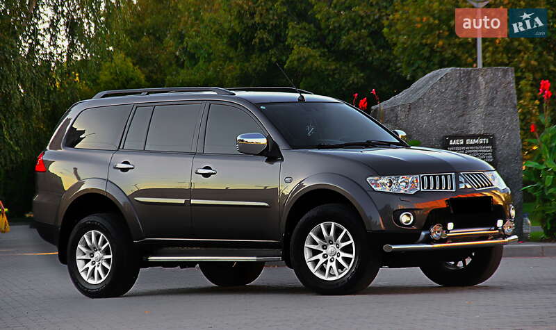 Внедорожник / Кроссовер Mitsubishi Pajero Sport 2013 в Днепре фото 7 Внедорожник / Кроссовер Mitsubishi Pajero Sport 2013 в Днепре