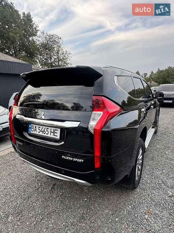 Позашляховик / Кросовер Mitsubishi Pajero Sport 2016 в Малій Висці