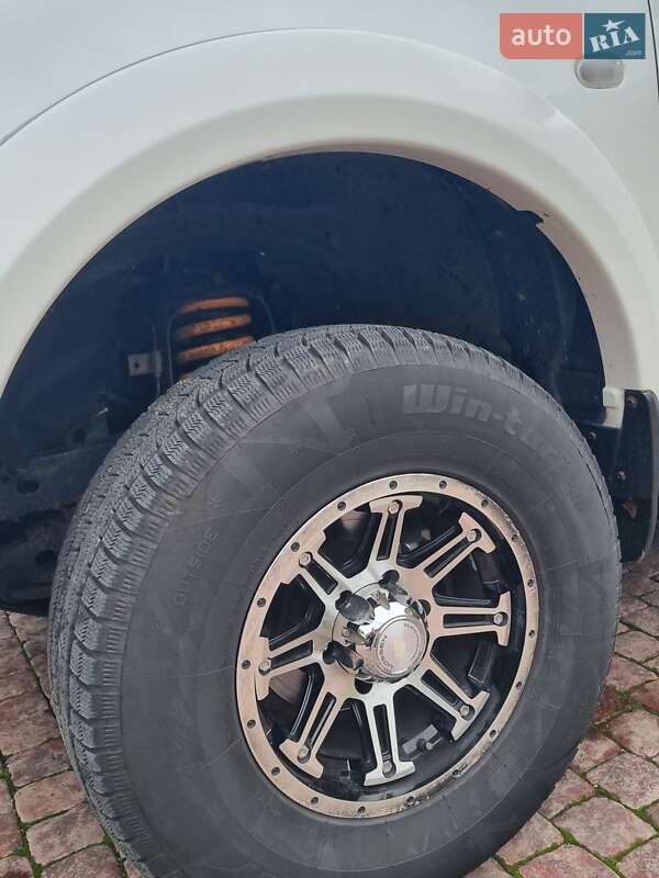 Внедорожник / Кроссовер Mitsubishi Pajero Sport 2011 в Одессе