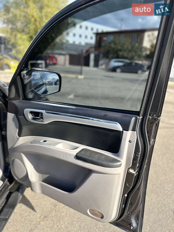 Внедорожник / Кроссовер Mitsubishi Pajero Sport 2010 в Киеве