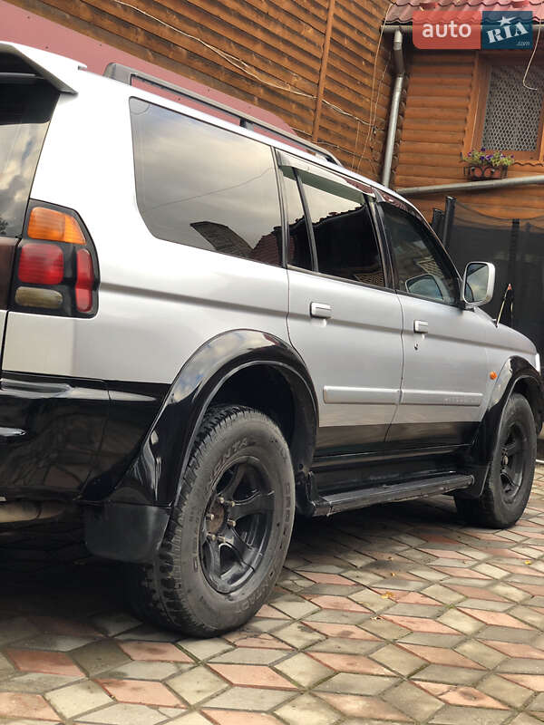 Позашляховик / Кросовер Mitsubishi Pajero Sport 2004 в Рахові